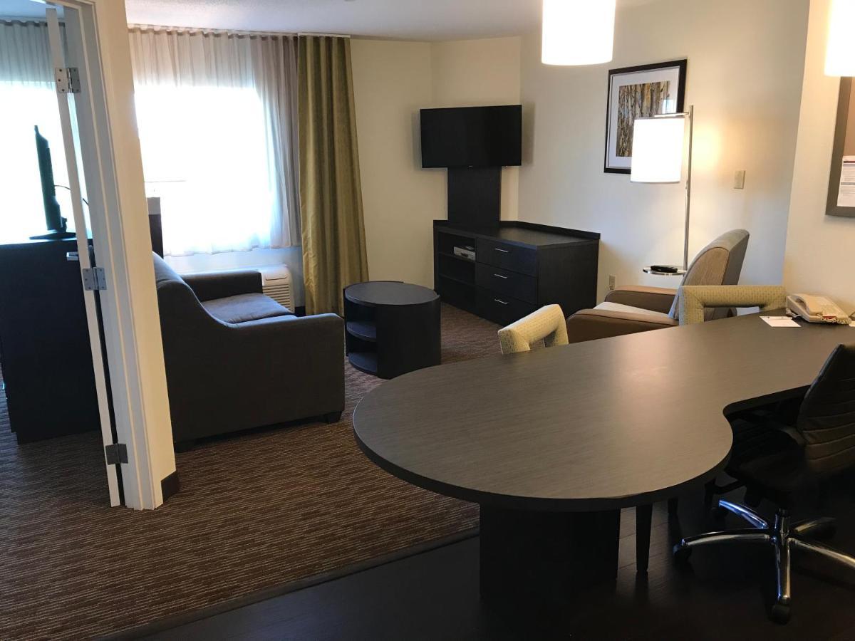 แคนเดิ้ลวูด สวีท ฟอร์ตเวย์น-นอร์ทเวสต์ Hotel ฟอร์ตเวน ภายนอก รูปภาพ